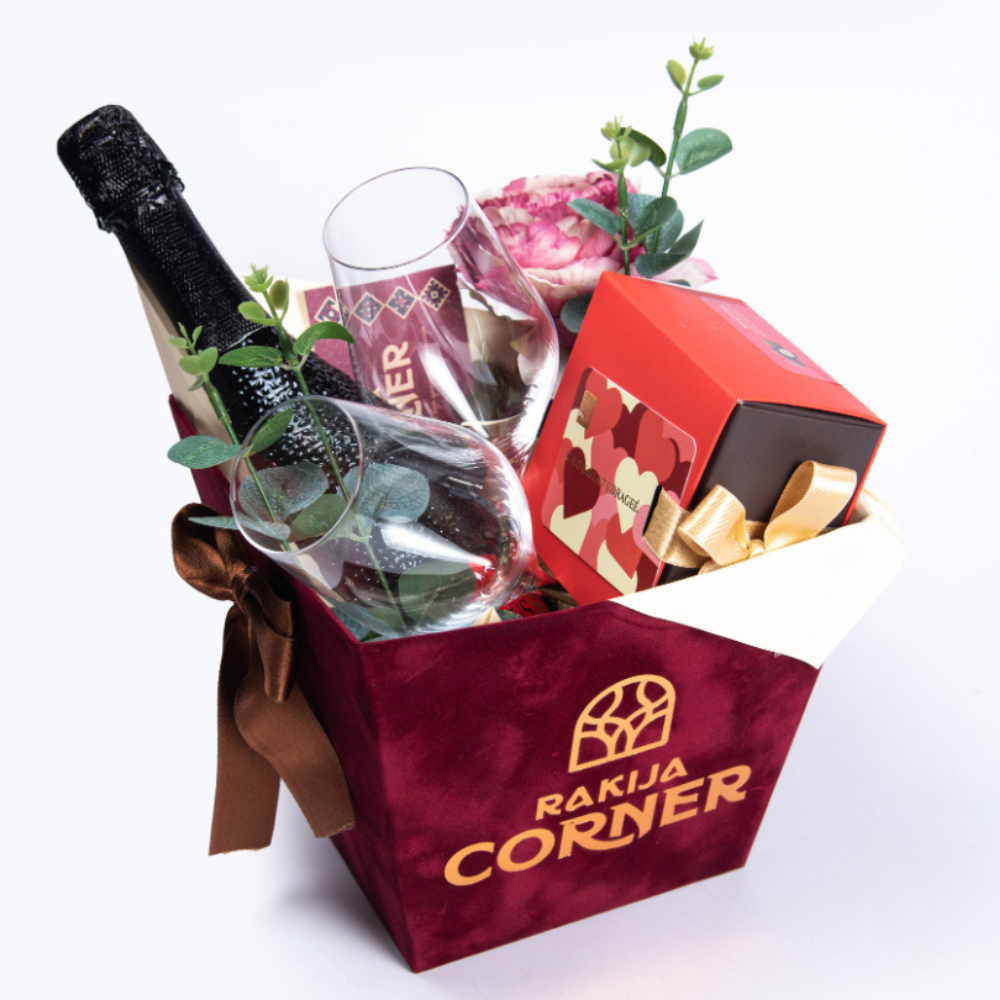 Poklon Paket #45 Poklon Paket 45 - Slika 1